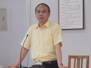 许钧:行走天下的孤独译者-『译网』