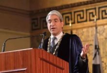 英语原文--耶鲁校长2017毕业典礼演讲:越社交越孤独,怎么治?-『译网』
